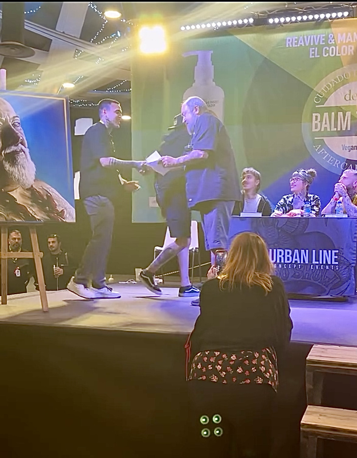 Entrega del segundo premio Best of Show en Graumfest Granada Tattoo Expo 2024